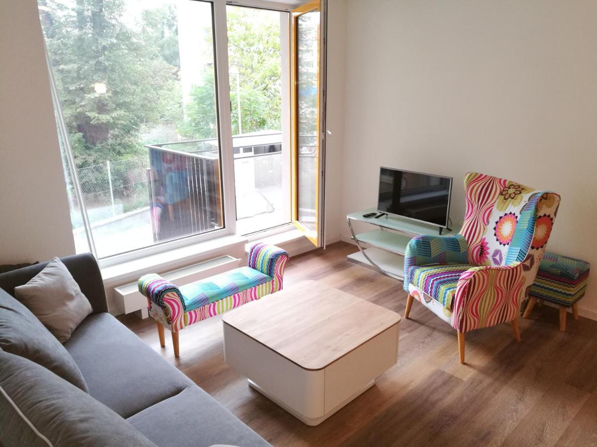 Bein Apartment With Parking Brünn Exterior foto